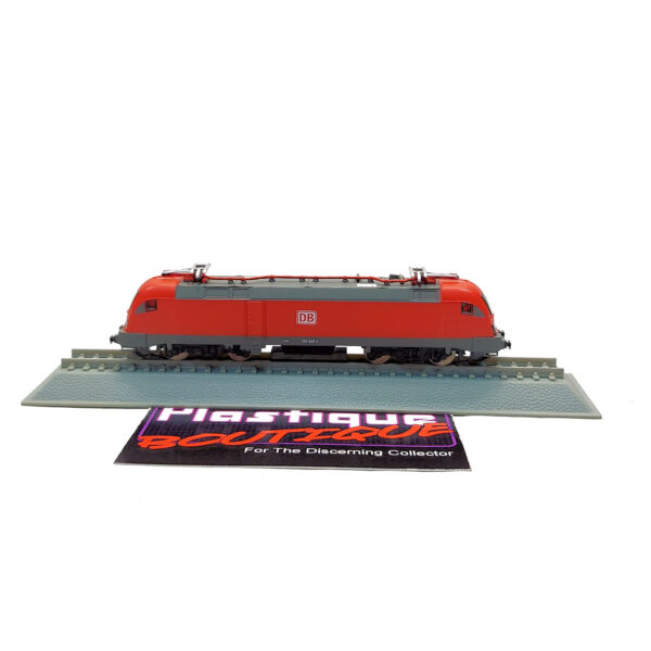 Del Prado Locomotives of the World: #24 DR Class DB Class 182 1:160 (N Gage)