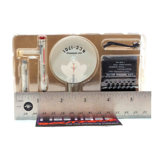 F-Toys Star Trek Fleet Collection: U.S.S. Enterprise NCC-1701 1:2500