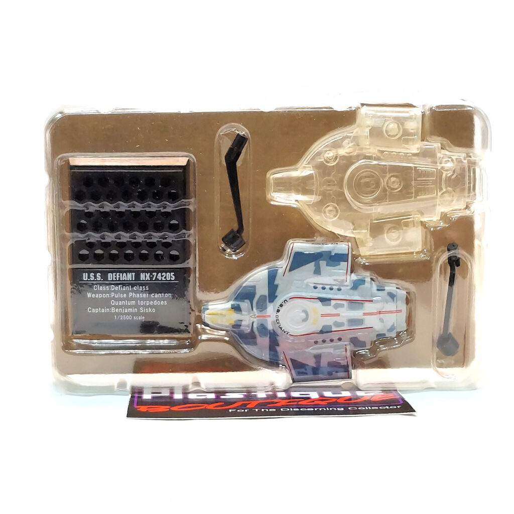 F-Toys Star Trek Fleet Collection: USS Defiant NX-74205 1:2500