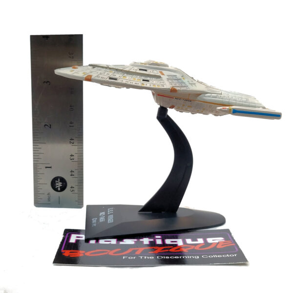 Furuta Star Trek Federation & Alien Ships Collection: USS Voyager NCC-74656