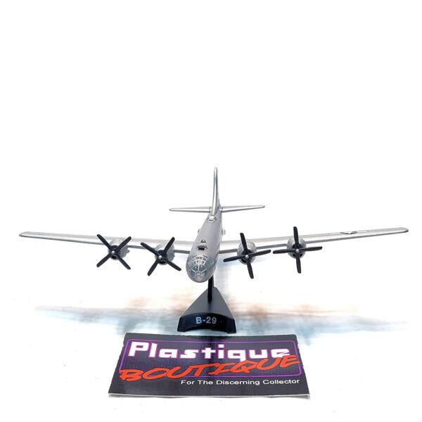 Del Prado Aircraft Of Aces: #41 Boeing B-29 Superfortress "Enola Gay" 1:200